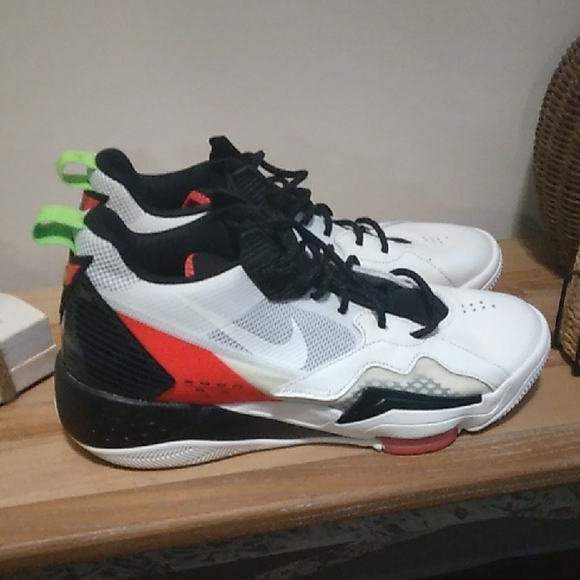 Nike Other - White and Black Athletic Sneakers with Red Accents